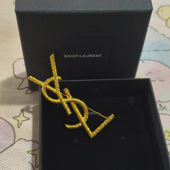 Yves Saint Laurent Letter Metal Brooch - Picture 1 of 6